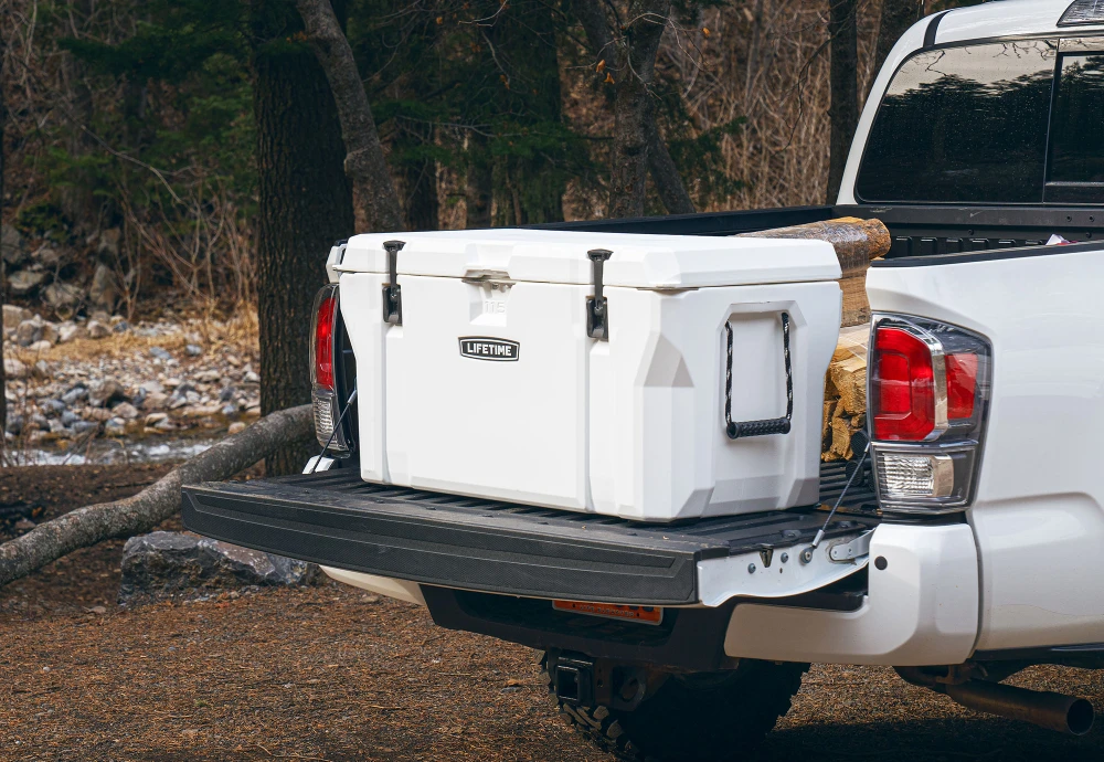 outdoor beverage bar with cooler and mini fridge